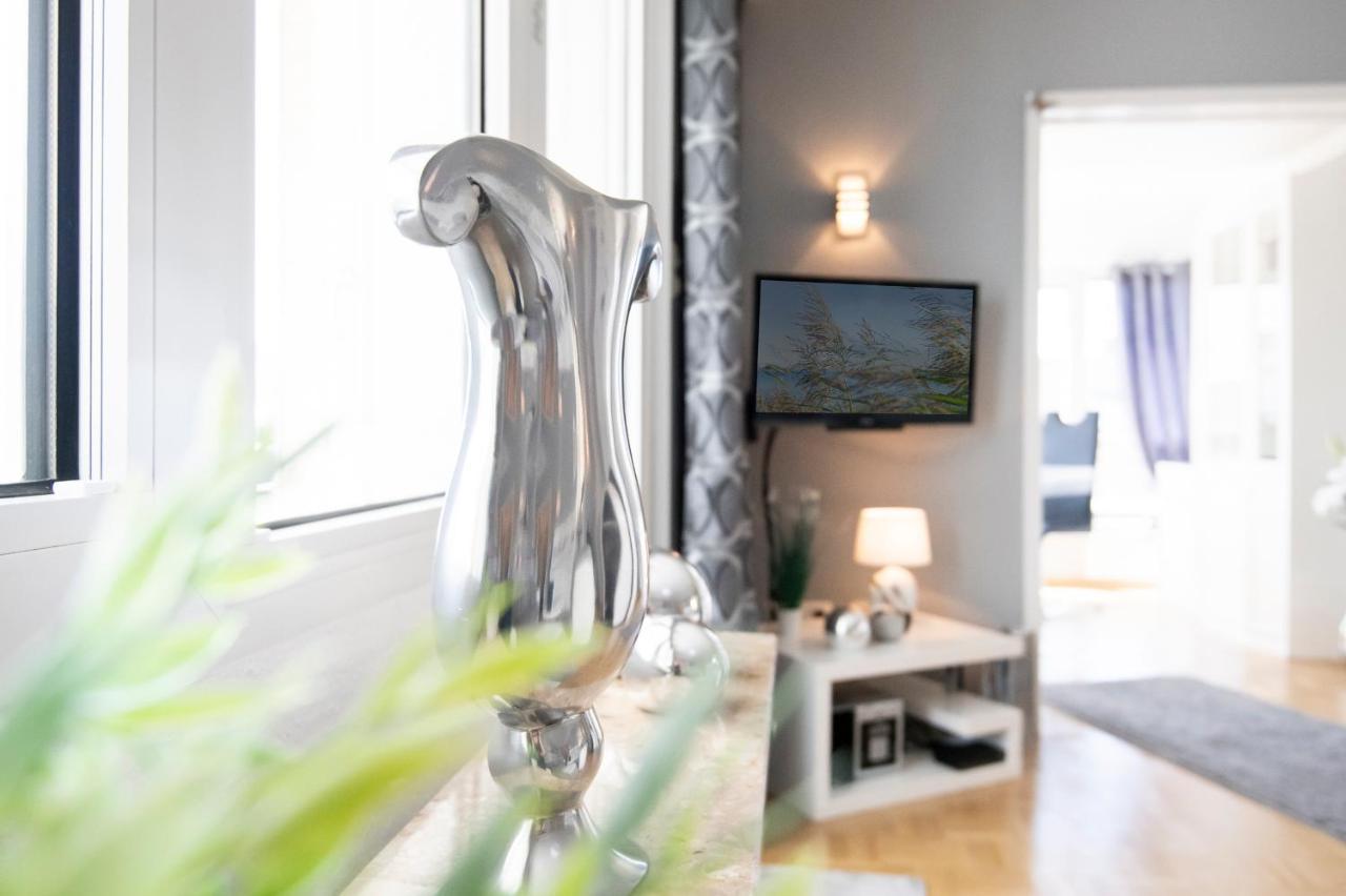Flora Penthouse Apartment